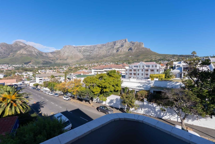 2 Bedroom Property for Sale in Gardens Western Cape